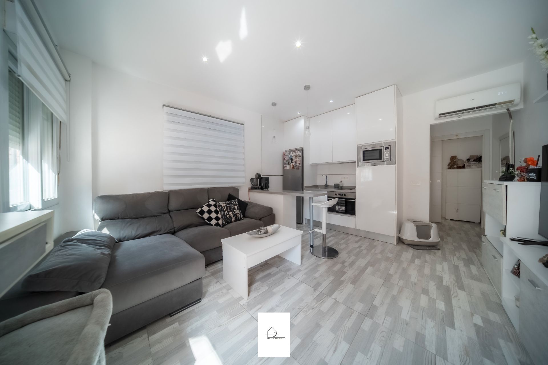Sala de estar de Apartamento en venta en Roquetas de Mar con Aire acondicionado y Amueblado