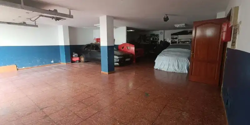 Aparcament de Casa o xalet en venda en Arucas amb Terrassa, Traster i Moblat