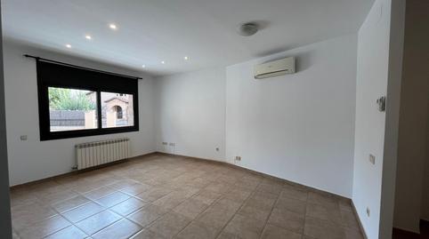 Photo 2 of Flat to rent in Breda, Girona