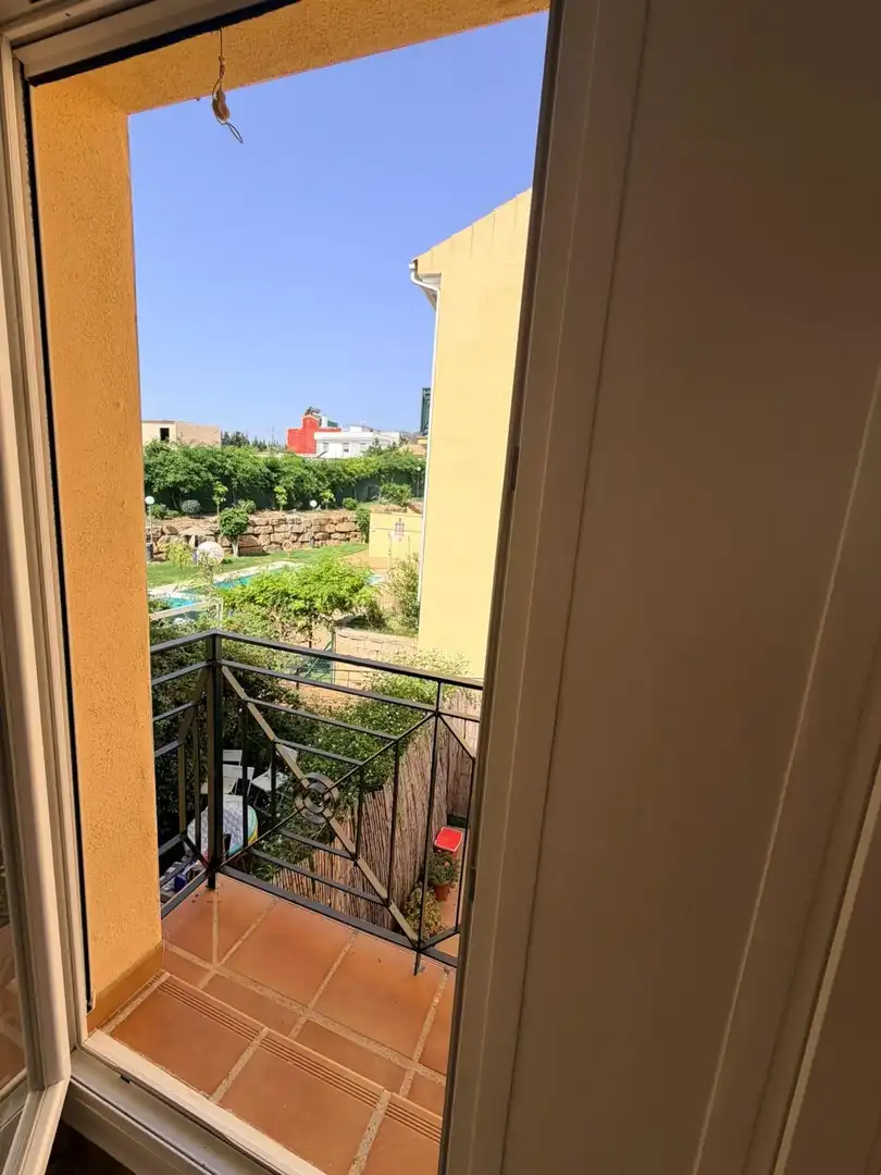 Balcony of Flat for sale in El Pinillo 