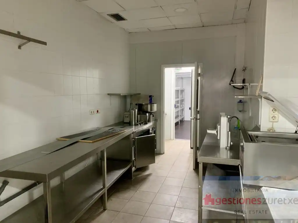 Local comercial en venta en Indautxu, imagen 2