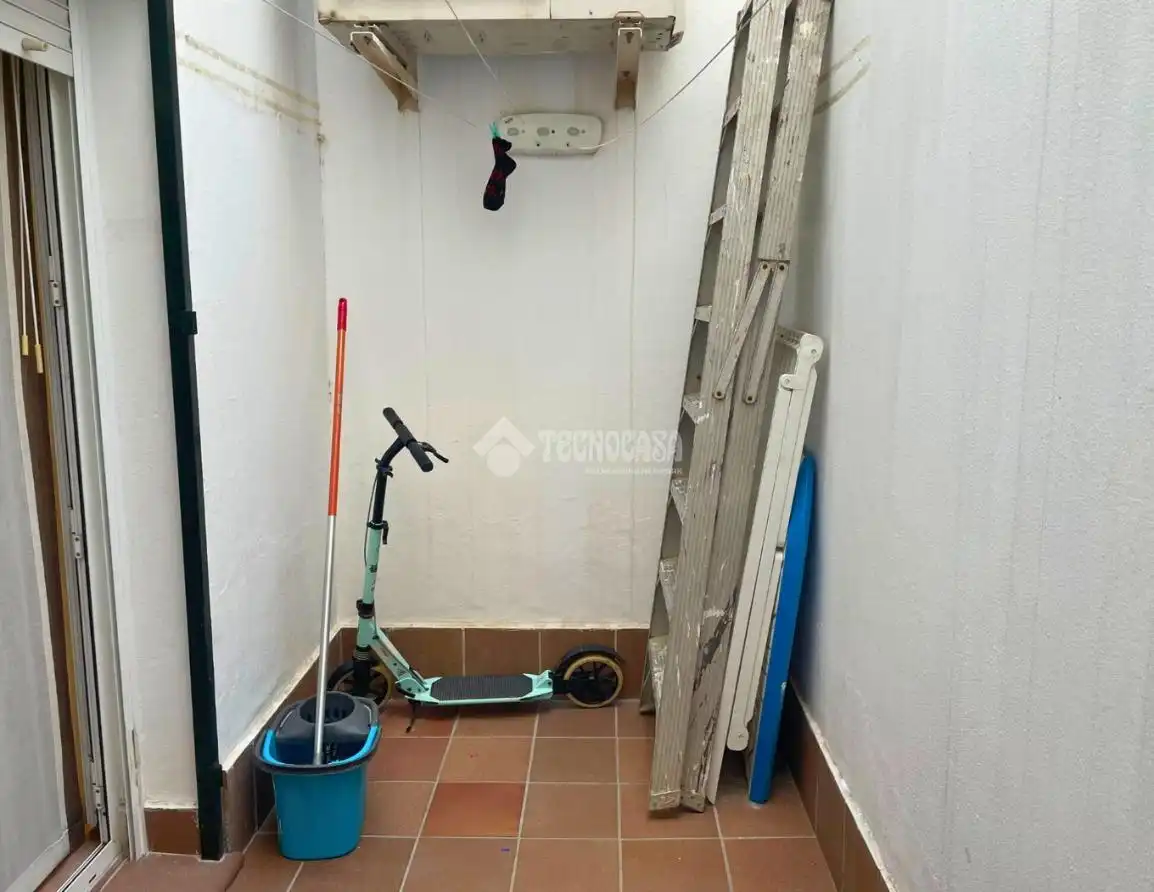 Flat for sale in Chiclana de la Frontera  with Air Conditioner