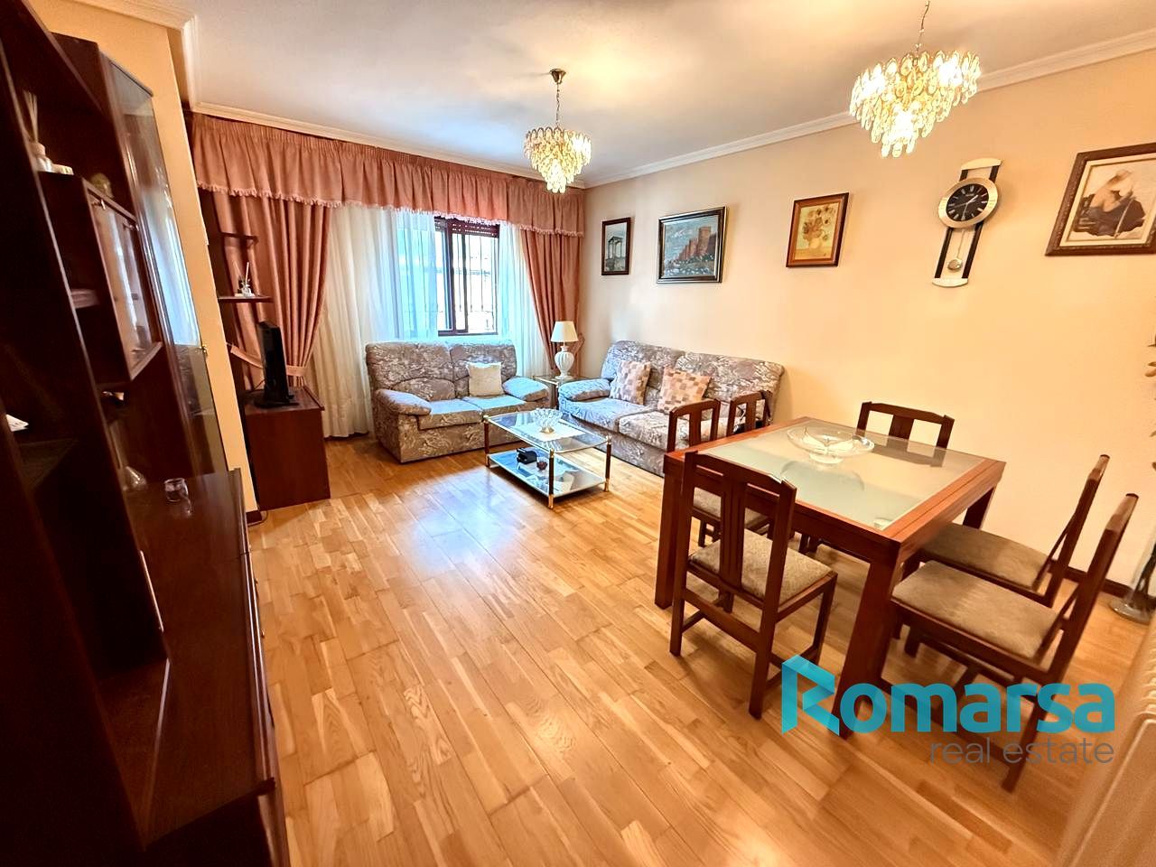 Living room of Planta baja for sale in Ávila Capital  with Heating, Parquet flooring and Terrace
