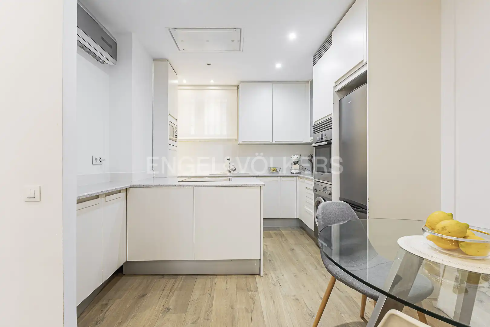 Cocina de Piso en venta en Barcelona con Aire acondicionado, Calefacción y Parquet