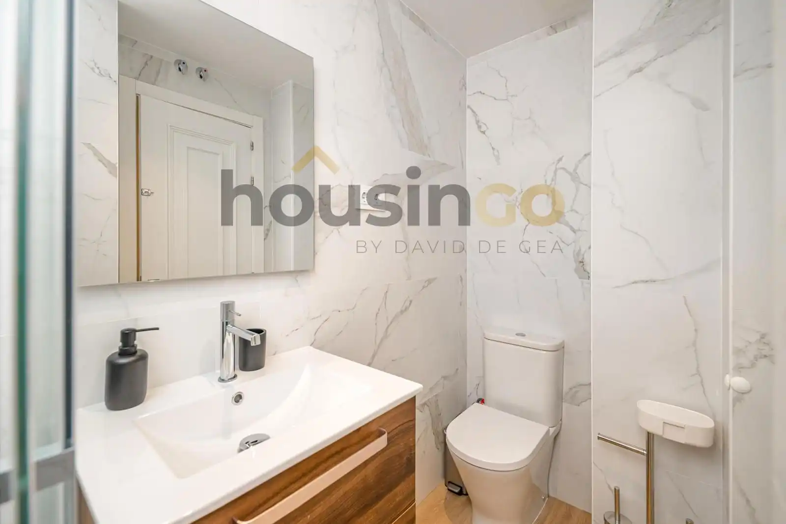 Badezimmer von Wohnung zum Verkauf in Madrid mit Heizung, Terrasse und Abstellraum