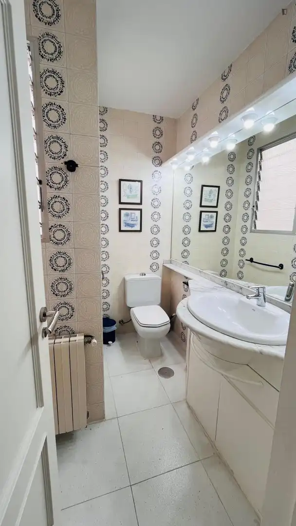 Habitación en Ensanche - Diputación