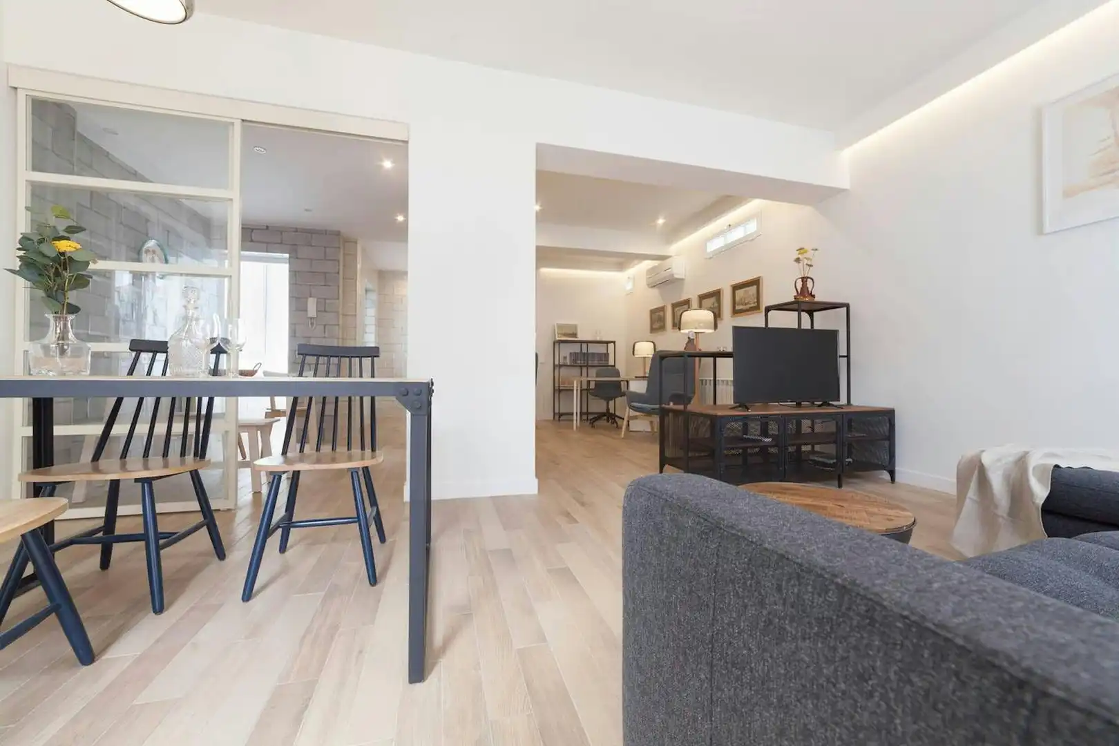 Flat for rent in N/A, Cortes - Huertas