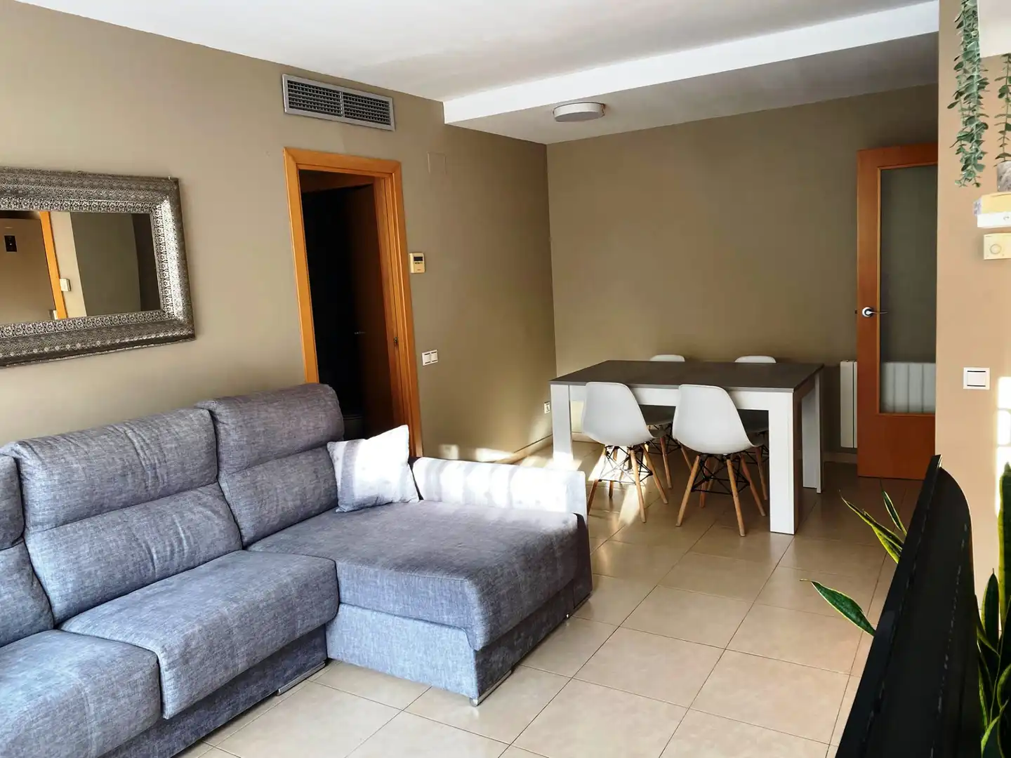 Sala de estar de Piso en venta en Vila-seca con Aire acondicionado, Calefacción y Microondas