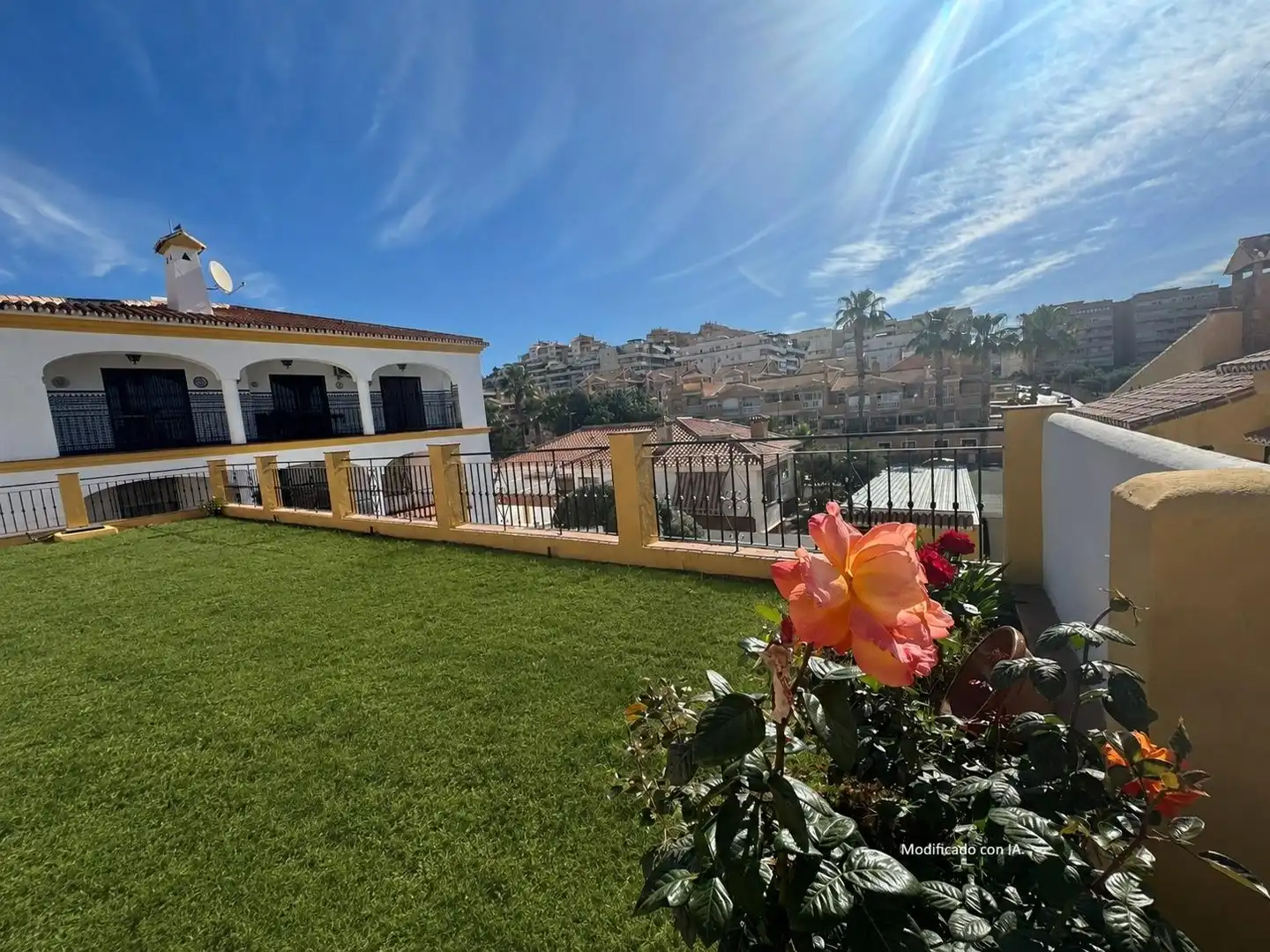 Terrassa de Casa o xalet en venda en Rincón de la Victoria amb Jardí privat, Terrassa i Balcó
