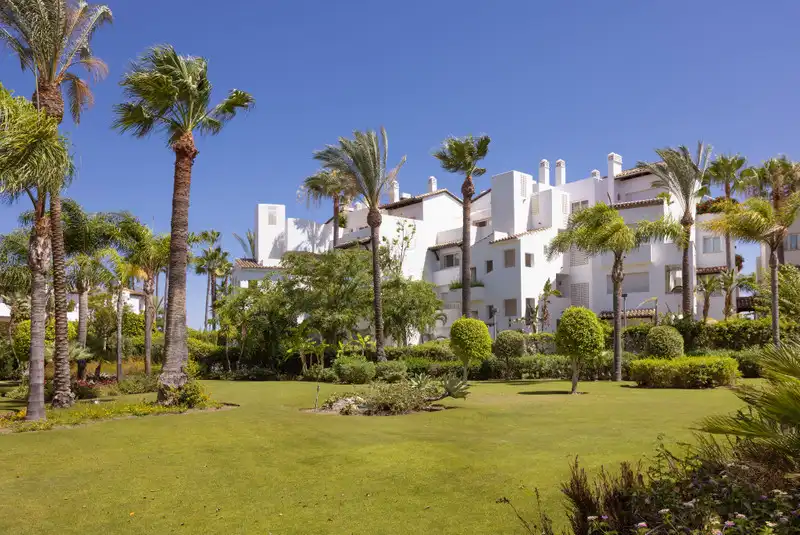 Àtic amb piscina en venda a Estepona Pueblo, imagen 17