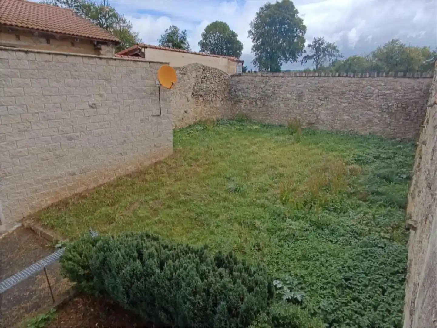 Casa adosada en venta en Valle de Valdebezana, Burgos