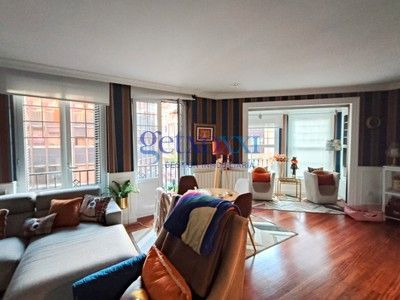 Living room of Flat for sale in Getxo   with Heating, Furnished and Balcony