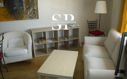 Living room of Flat to rent in  Madrid Capital  with Air Conditioner