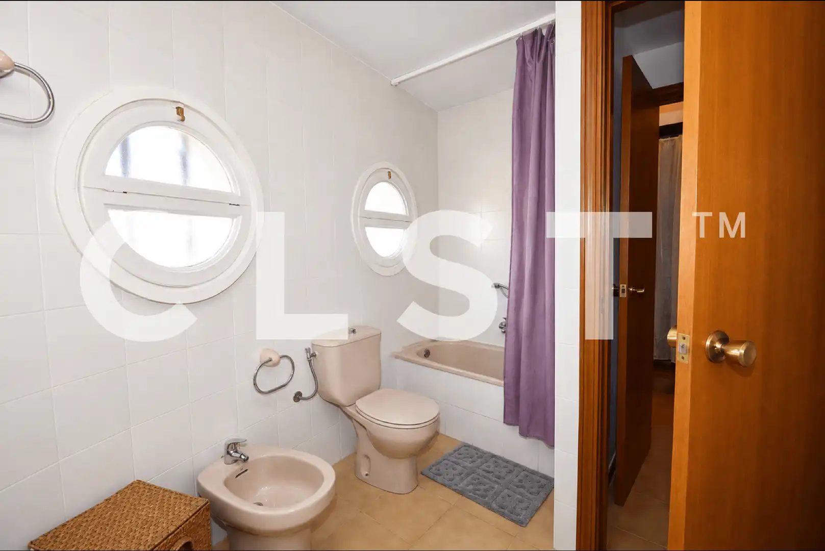 Bathroom of Houses for rent in Cubelles  with Air Conditioner, Heating and Private garden
