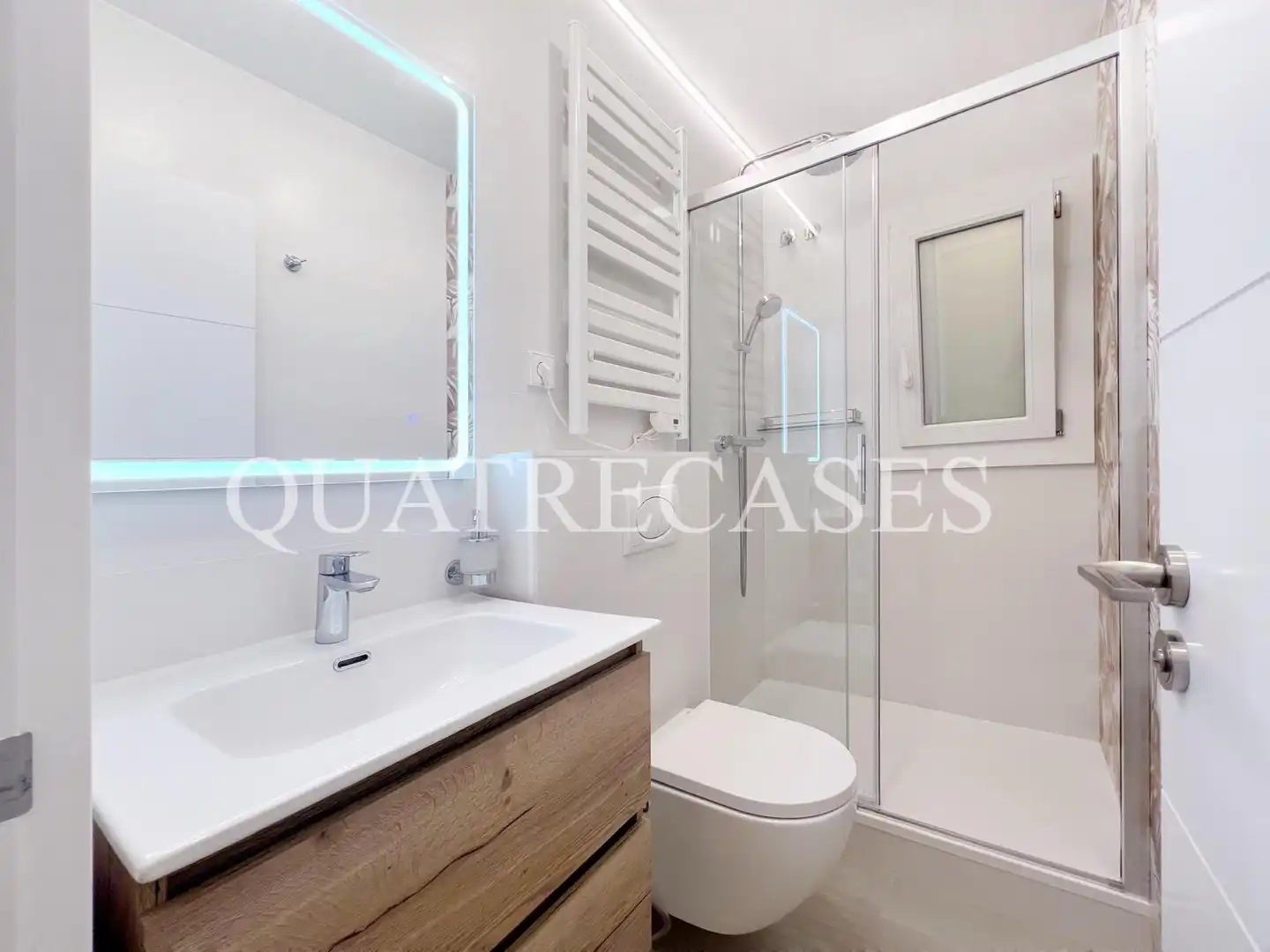 Piso con terraza en venta en Carrer del Rosselló, imagen 40