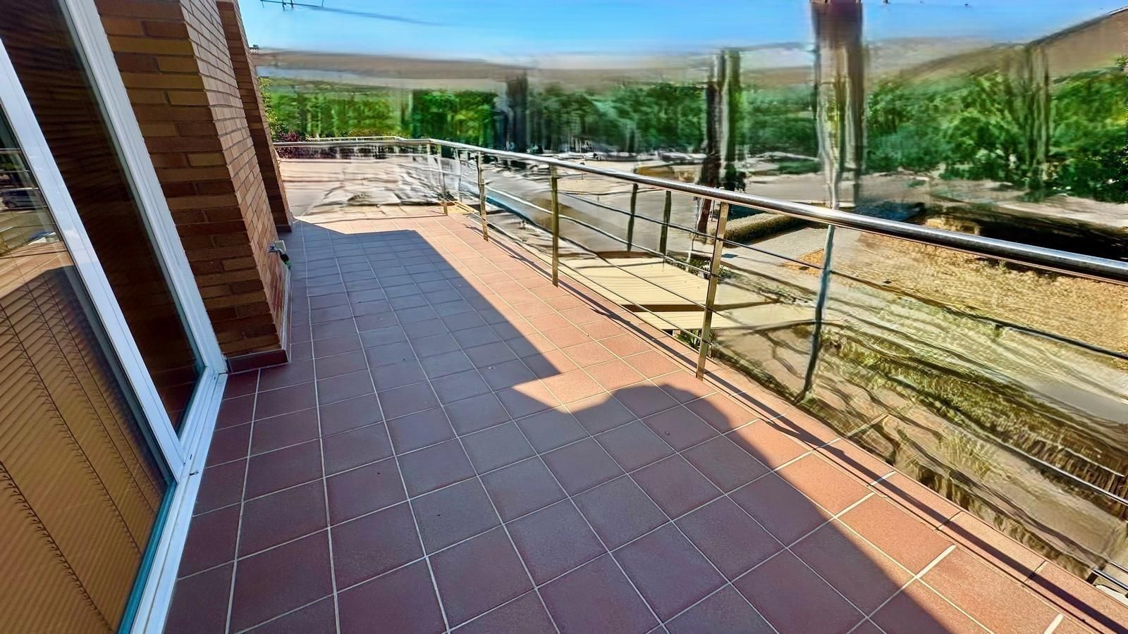 Terraza de Casa o chalet en venta en Viladecans