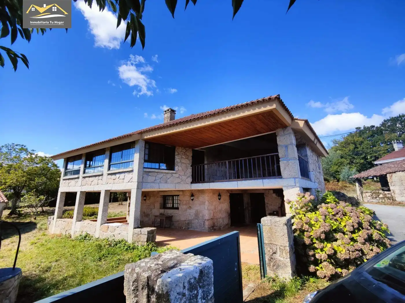 Exterior view of Houses for sale in Coles  with Heating, Private garden and Terrace