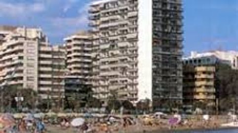 Foto 2 de Piso en venta en Divina Pastora, Marbella
