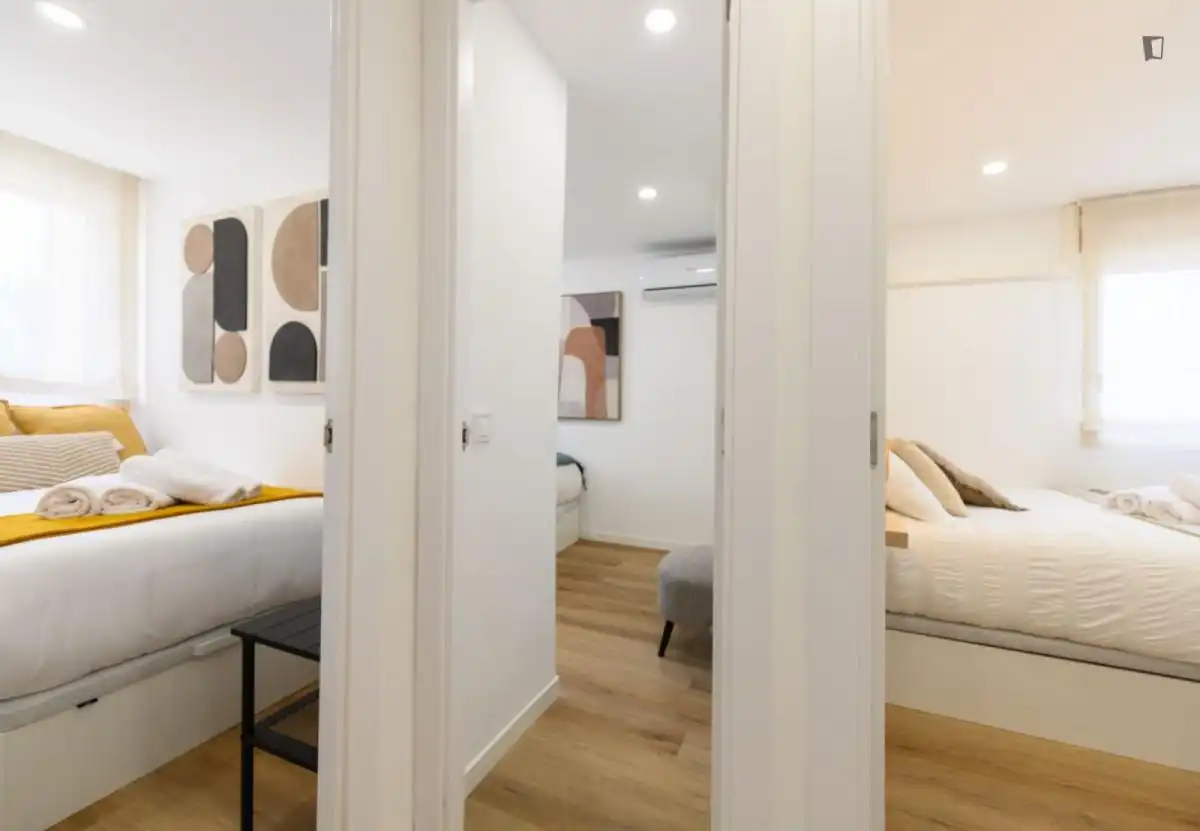 Habitación de Apartamento de alquiler en Madrid con Aire acondicionado, Calefacción y Amueblado