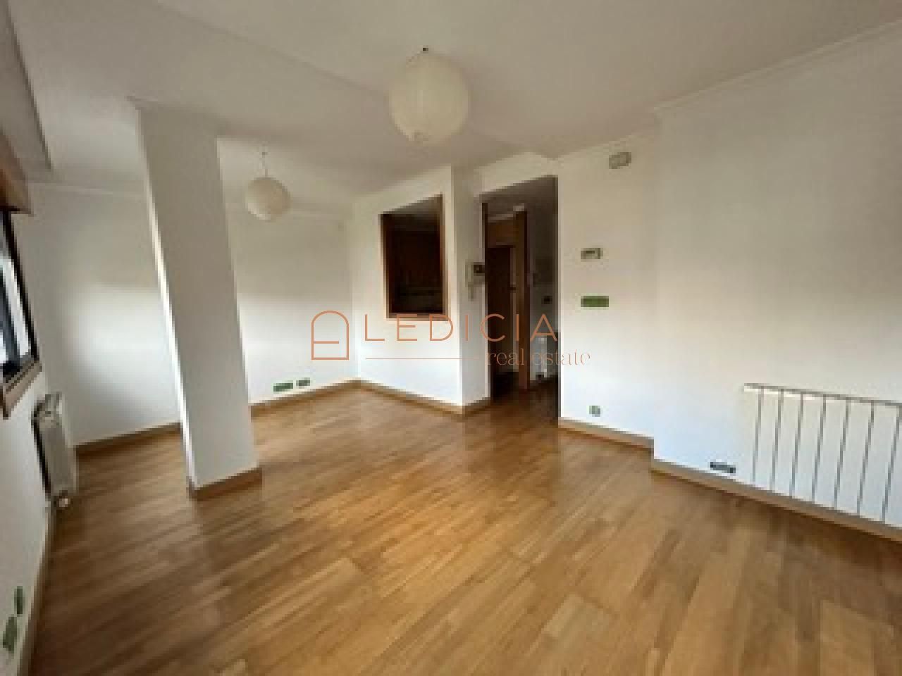 Bedroom of Study for sale in Vigo   with Heating and Storage room