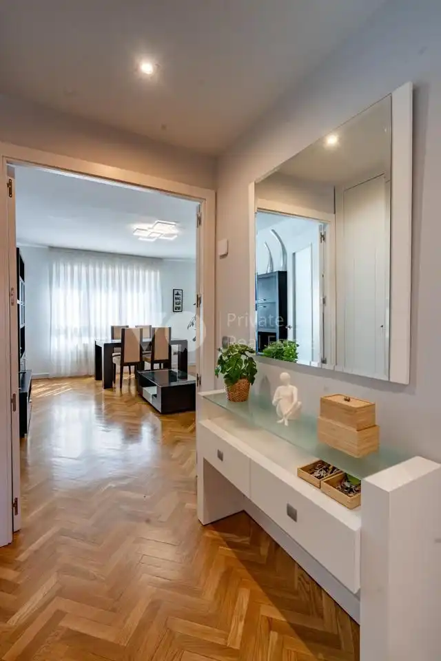 Flat with pool for sale in Avenida las Retamas