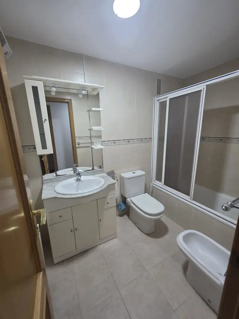 Baño de Piso en venta en Valencia con Aire acondicionado, Calefacción y Parquet