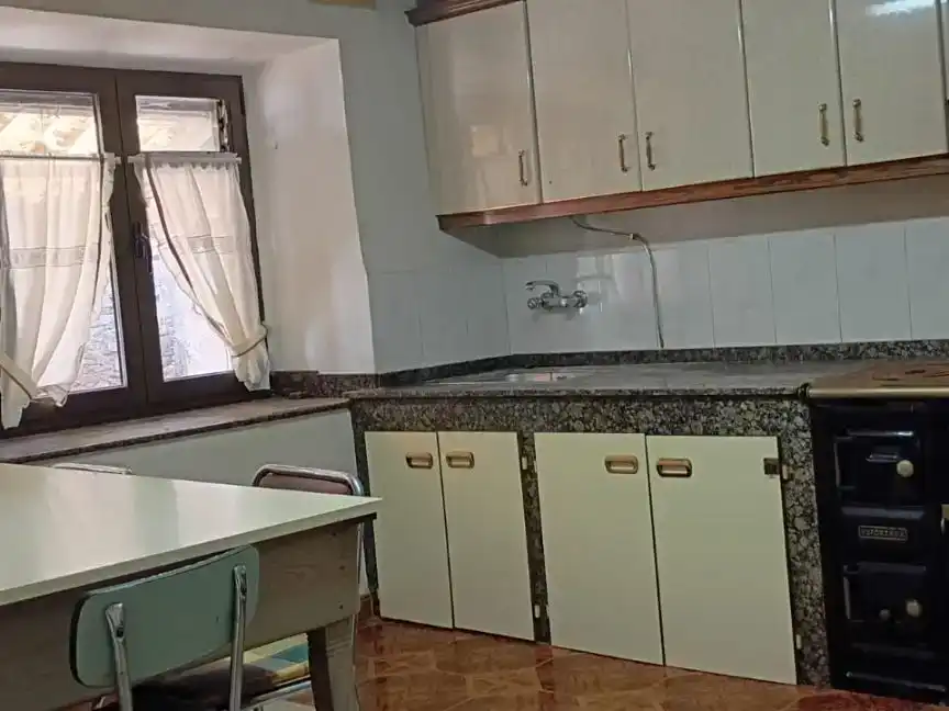 Cuina de Finca rústica en venda en Tineo