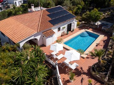Detached house with pool for sale in L'Albir