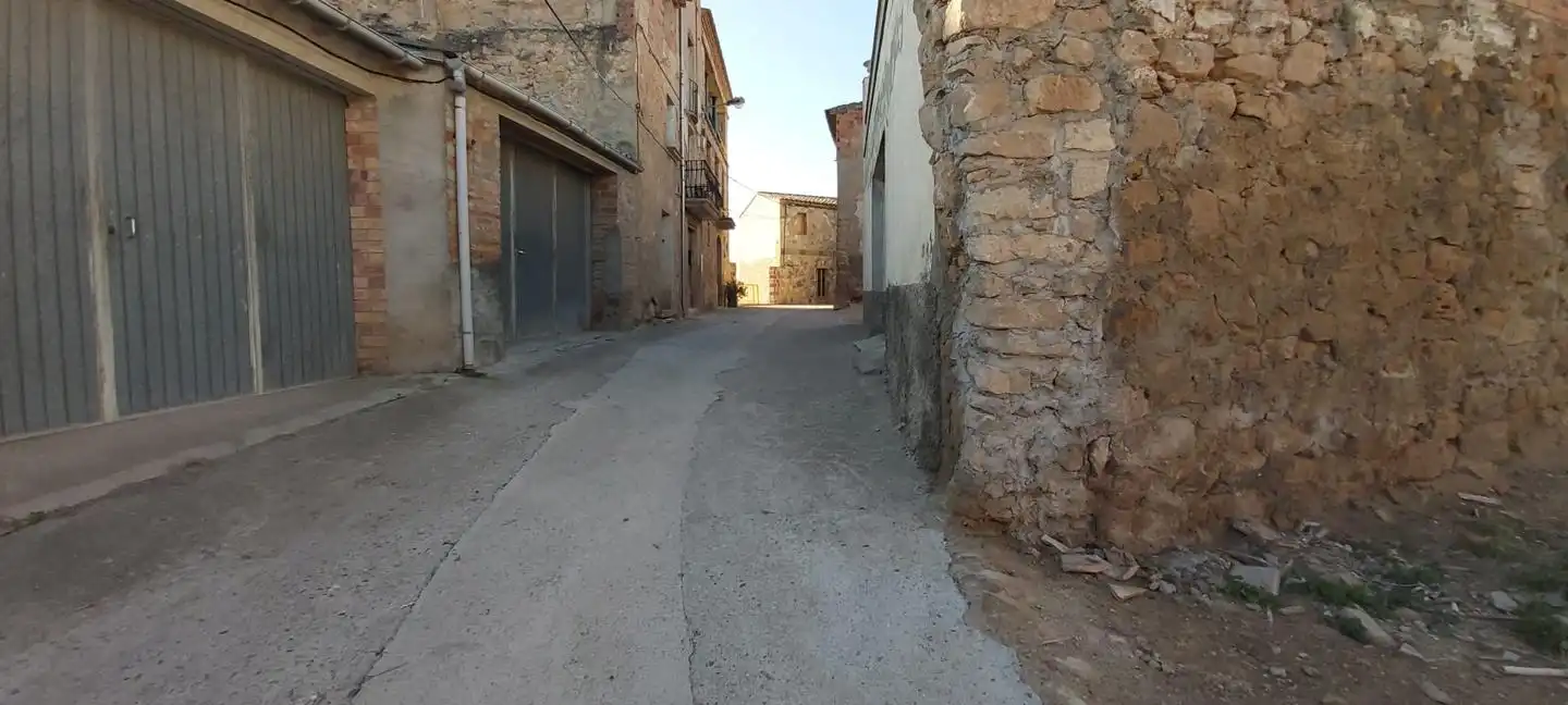 Vista exterior de Residencial en venta en El Cogul, Lleida