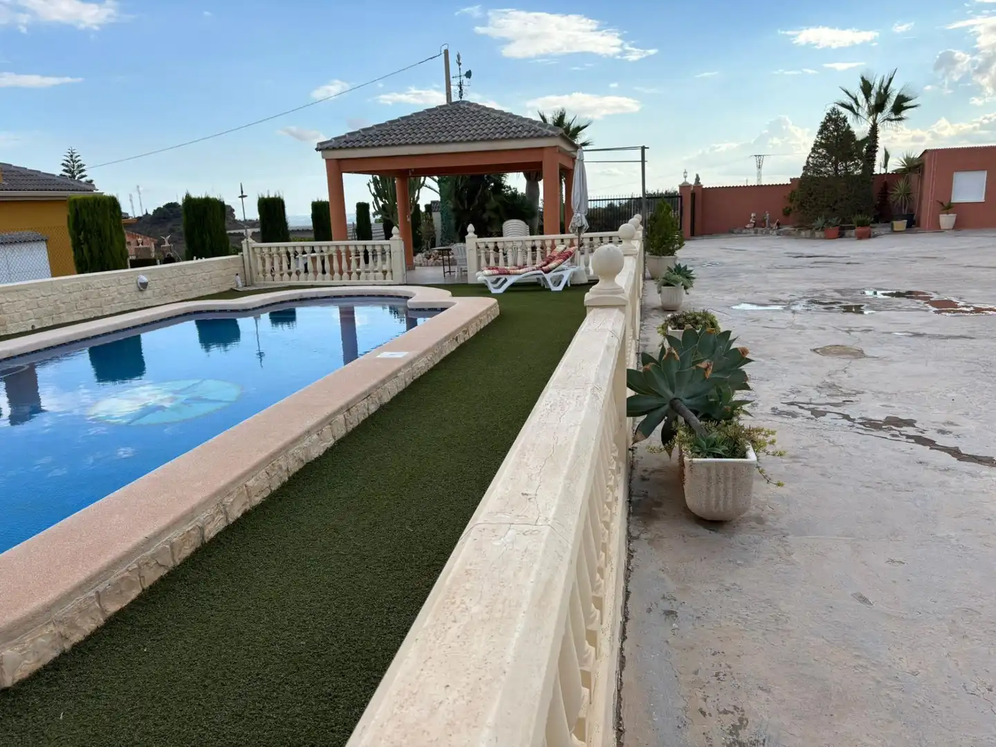 Swimming pool of Houses for sale in Elche / Elx  with Private garden and Swimming Pool
