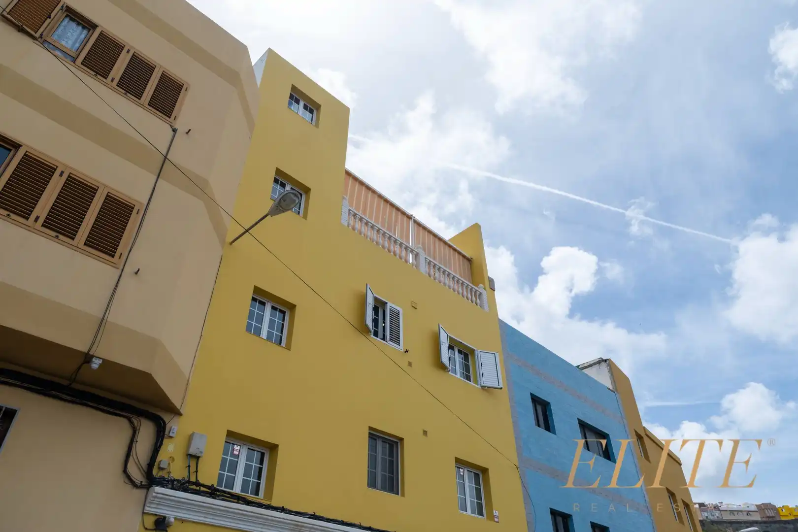 Vista exterior de Edifici en venda en Las Palmas de Gran Canaria
