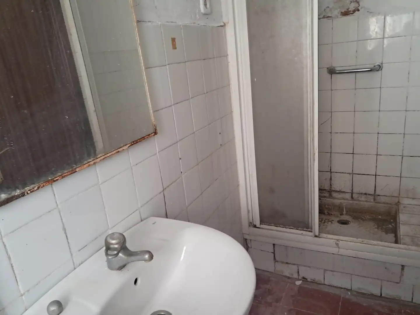Baño de Piso en venta en Cerdanyola del Vallès