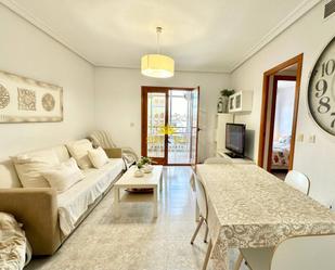 Living room of Flat to rent in Torrevieja  with Air Conditioner, Terrace and Swimming Pool