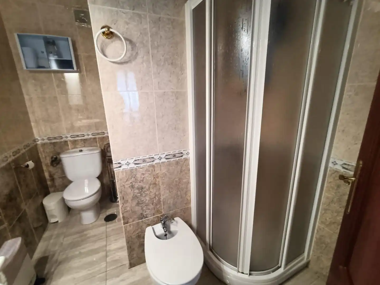 Bany de Pis en venda en Antequera amb Aire condicionat, Calefacció i Moblat