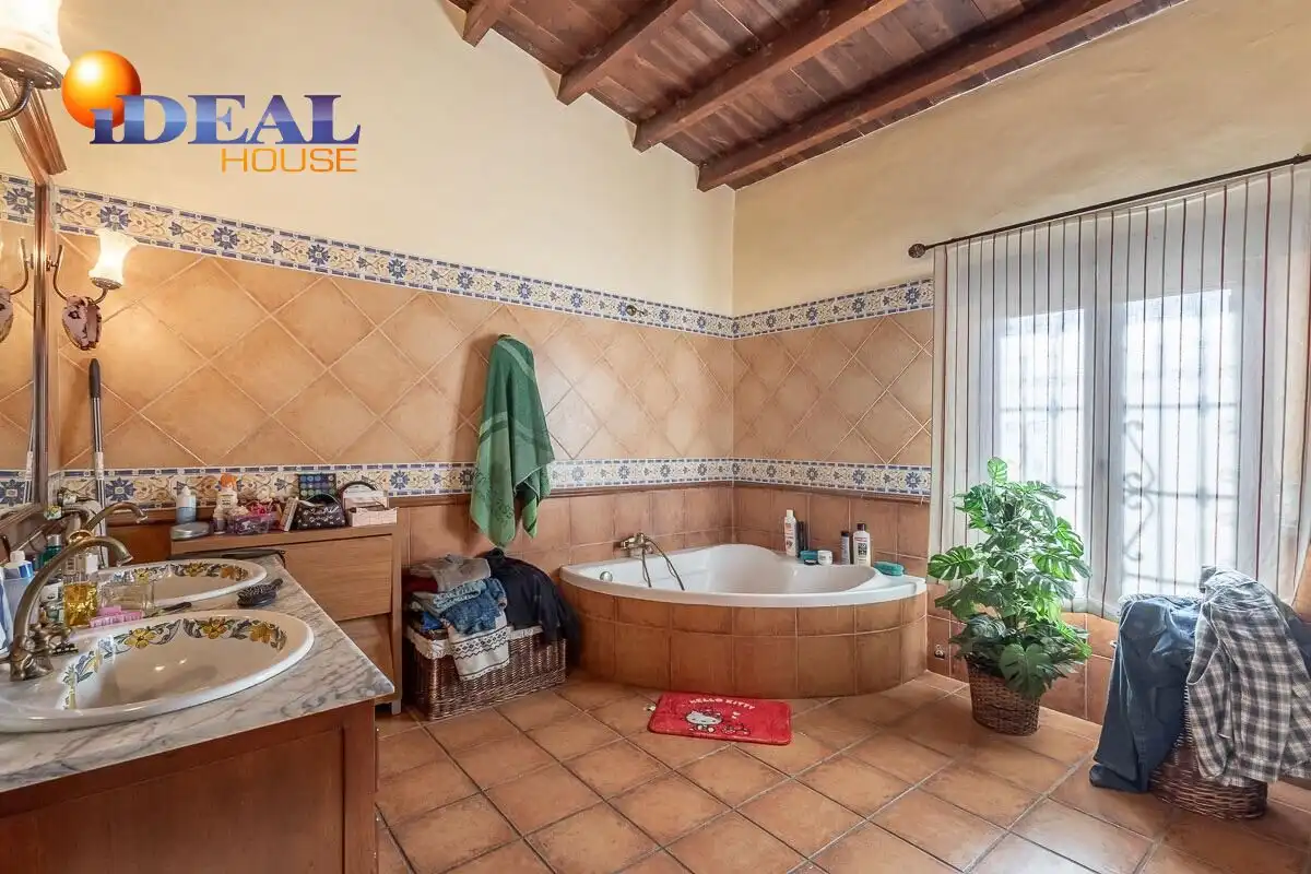 Chalet con jardín en venta en La Zubia Ciudad, imagen 8