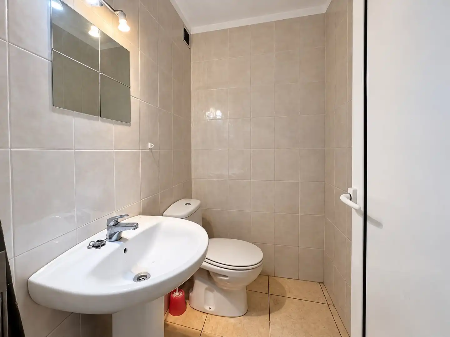 Business premises to rent in Carrer dels Tints 18, imagen 5