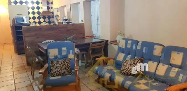 Sala d'estar de Casa o xalet en venda en Quiroga amb Traster, Piscina i Moblat