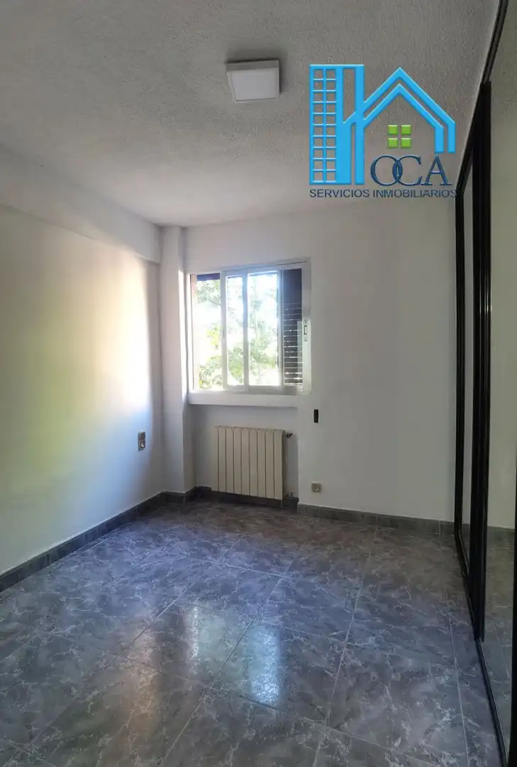 Flat for sale in Calle de los Arrayanes, Aluche