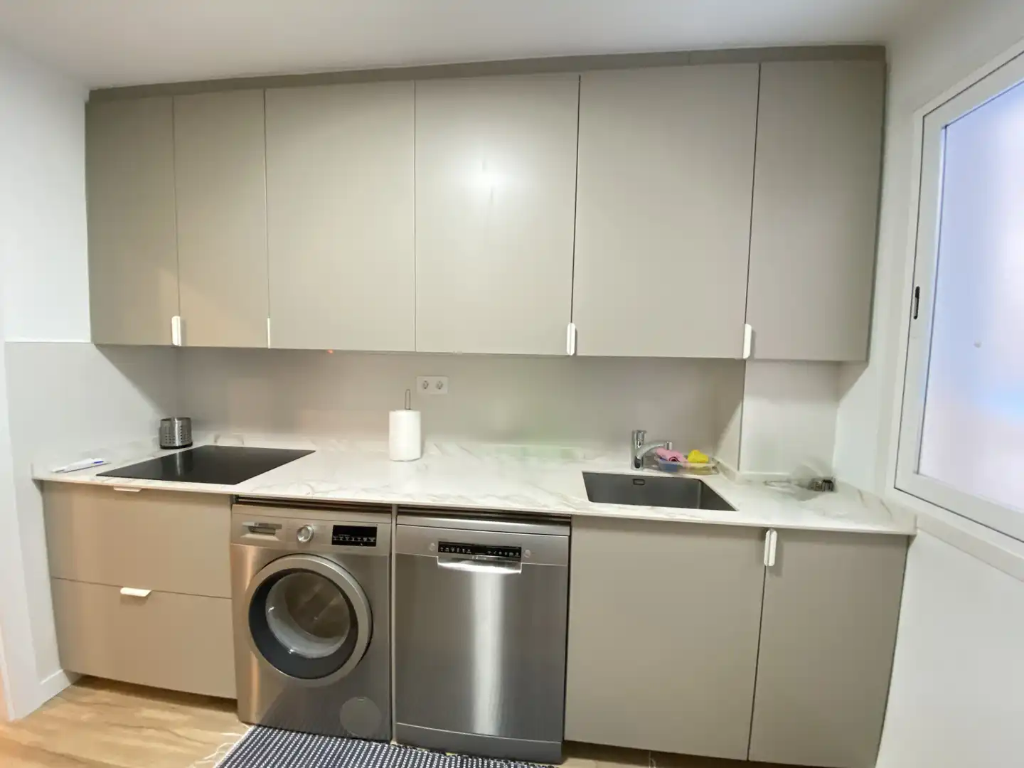 Cocina de Piso de alquiler en Bilbao  con Calefacción, Terraza y Amueblado