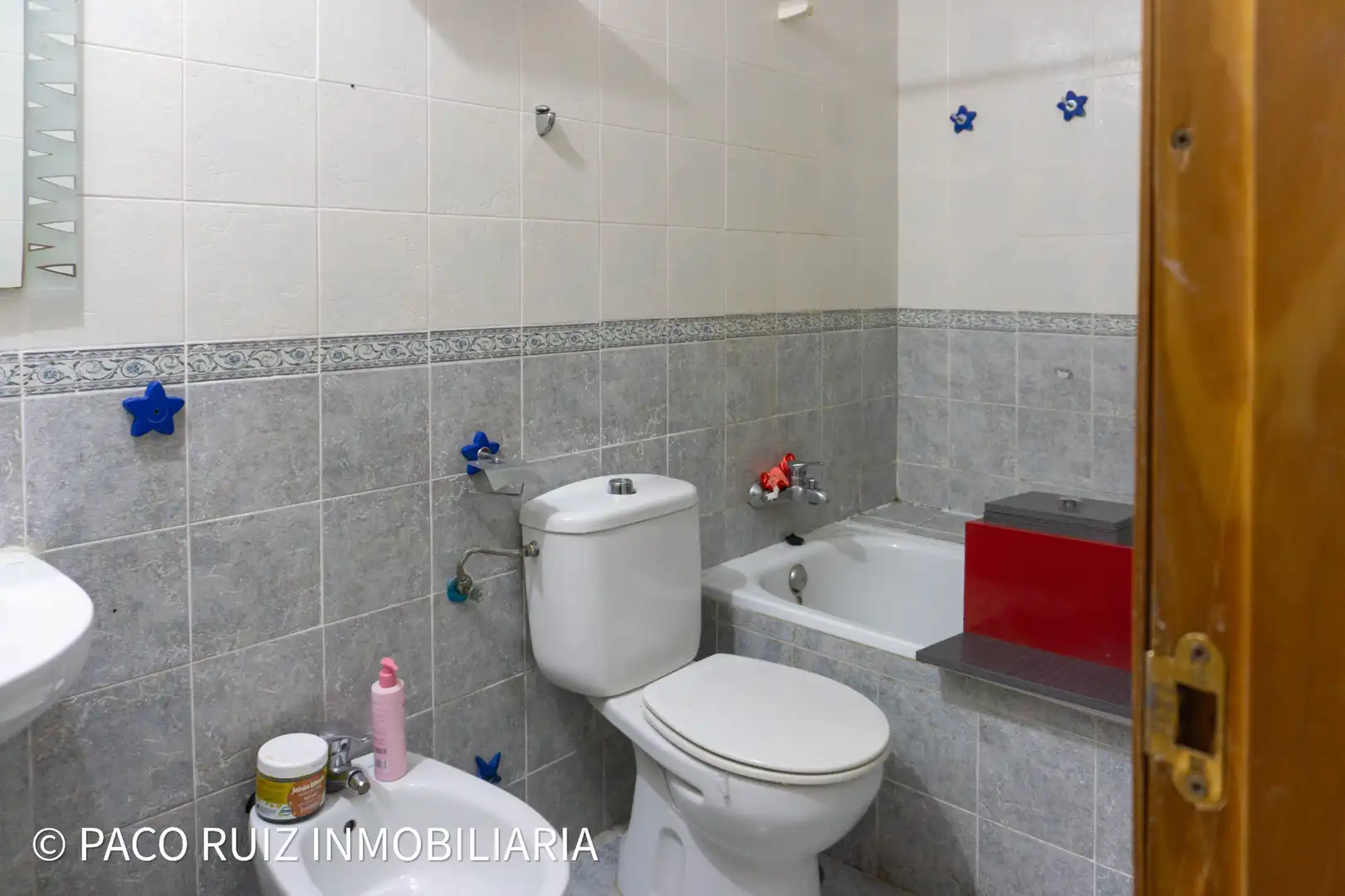 Baño de Piso en venta en Huércal de Almería con Aire acondicionado y Piscina