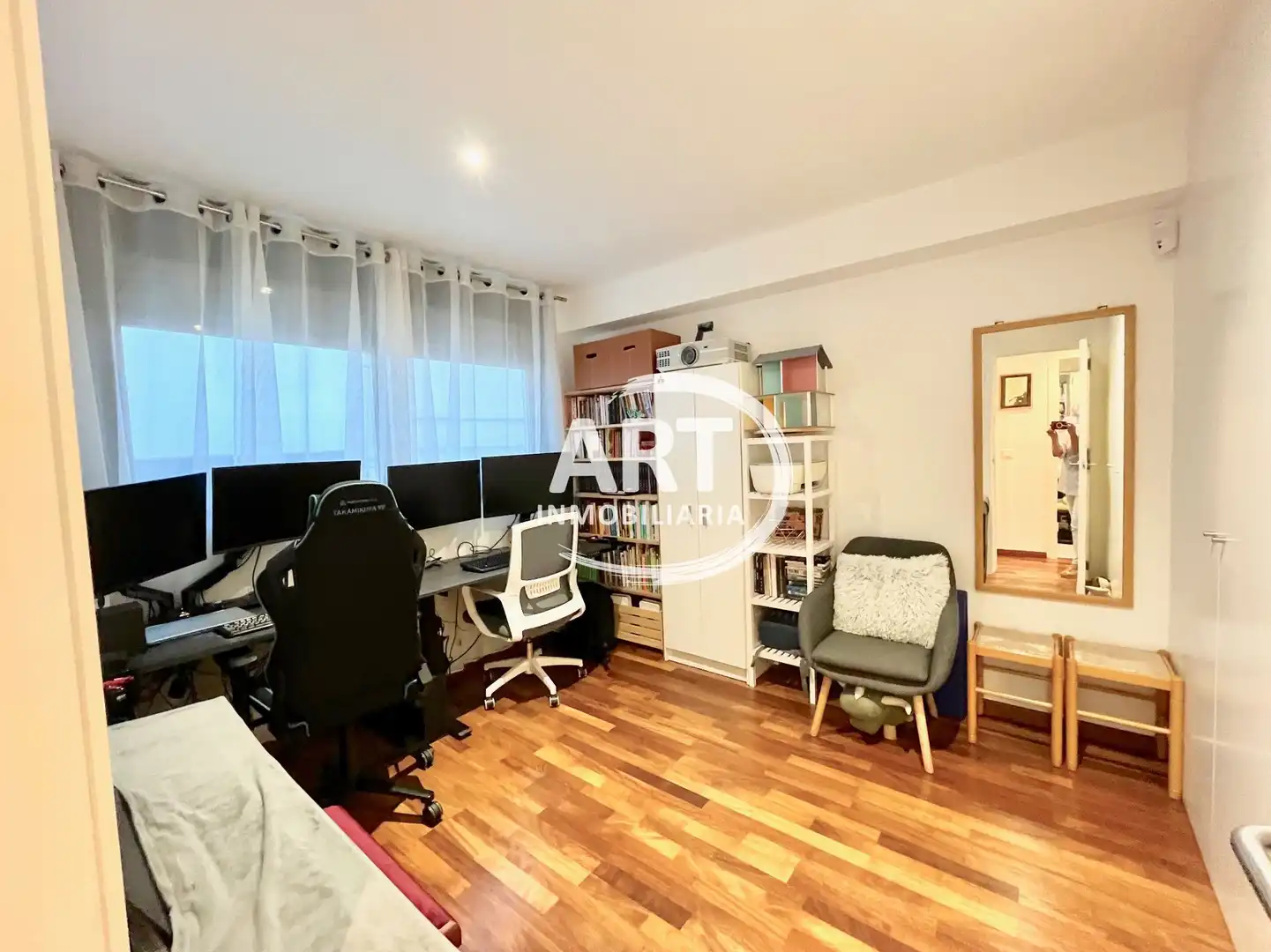 Habitación de Dúplex en venta en Rocafort con Aire acondicionado