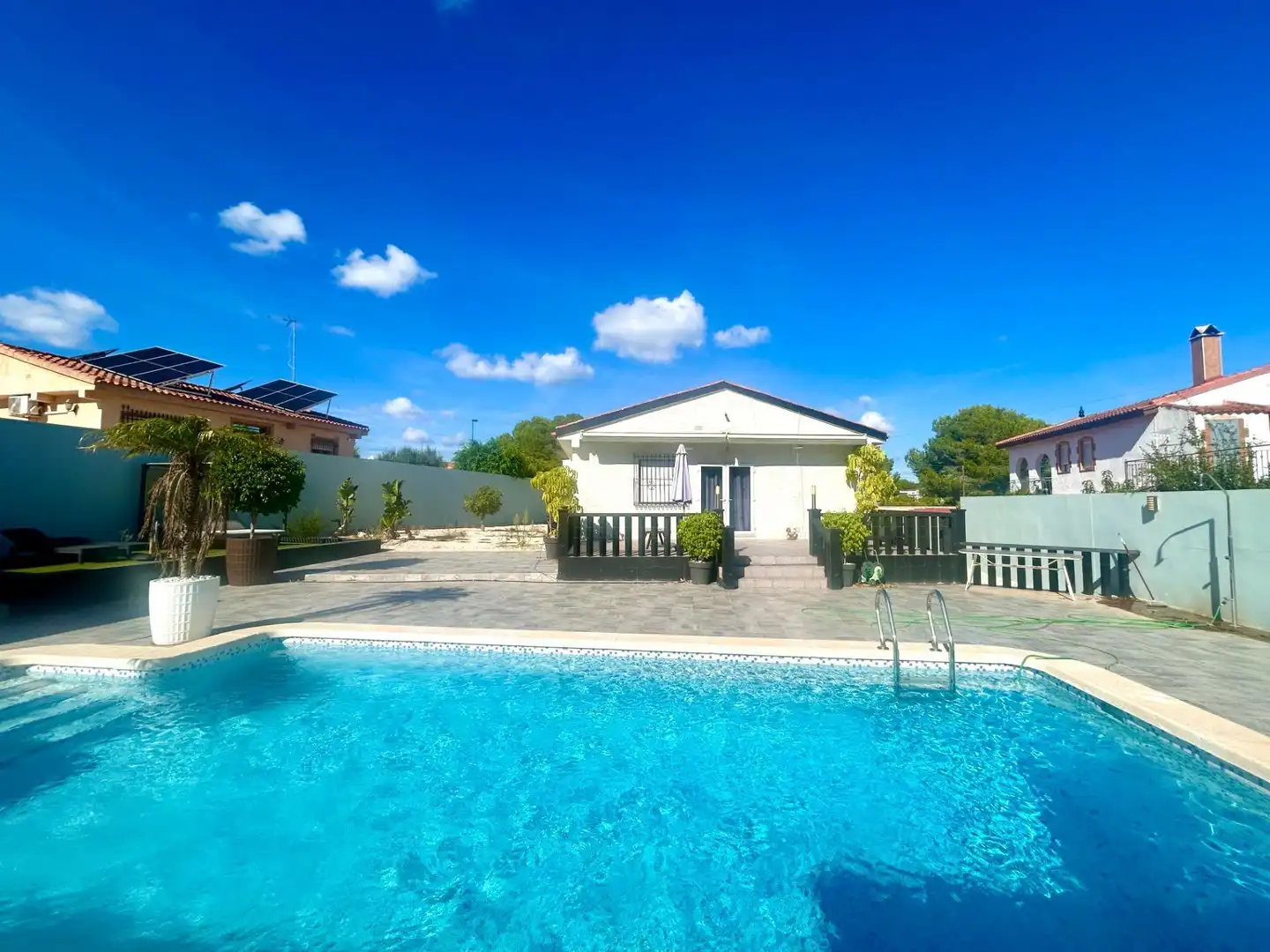 Piscina de Casa o xalet en venda en El Pinar de Campoverde