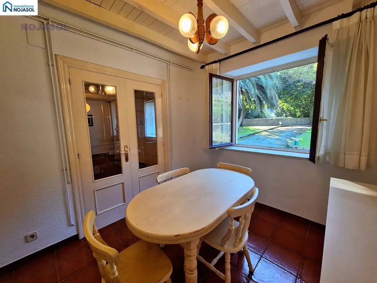 Comedor de Casa o chalet en venta en Arnuero con Calefacción y Jardín privado