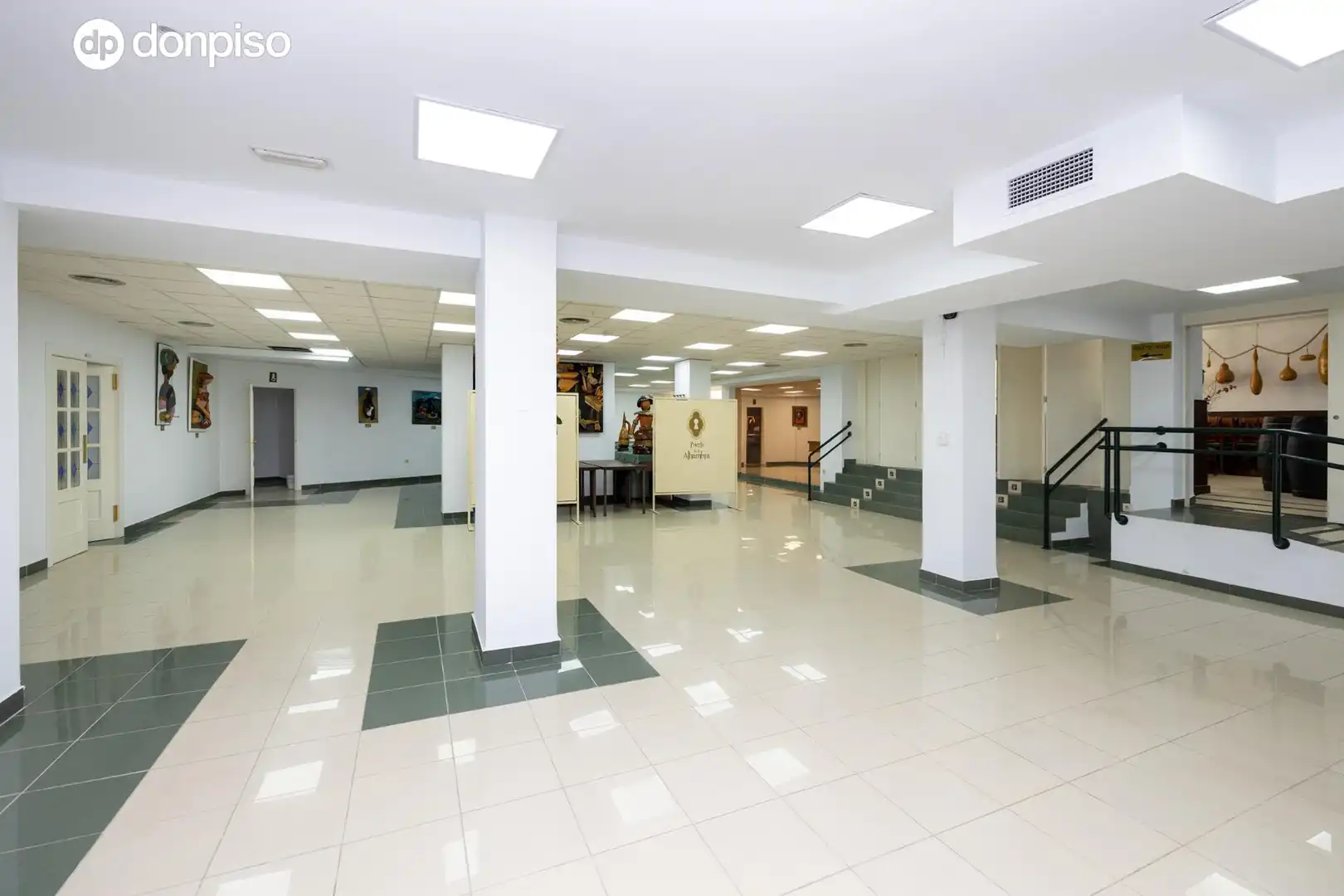 Local comercial en venta en Avenida Santa Maria de la Alhambra, imagen 7