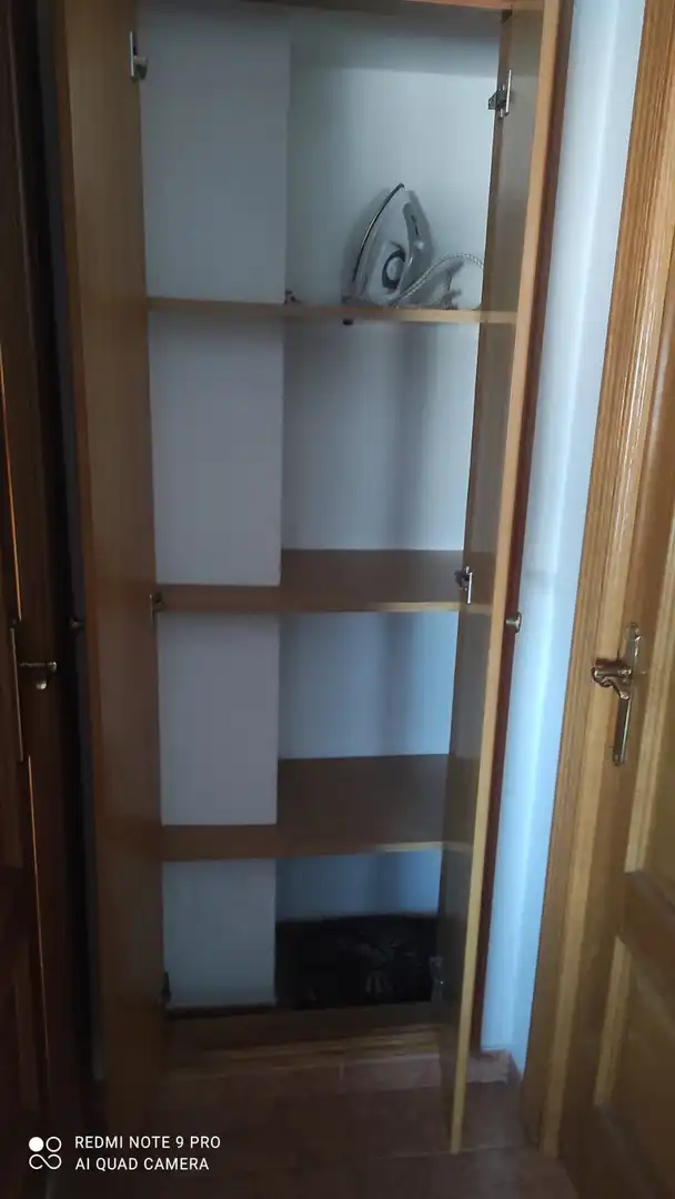 Dormitori de Apartament de lloguer en Cáceres amb Aire condicionat, Calefacció i Moblat