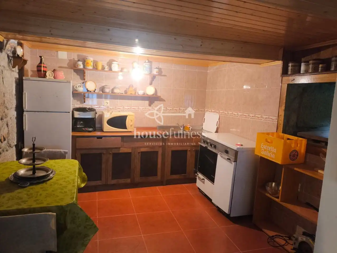 Cuina de Finca rústica en venda en Ferrol amb Jardí privat, Terrassa i Traster