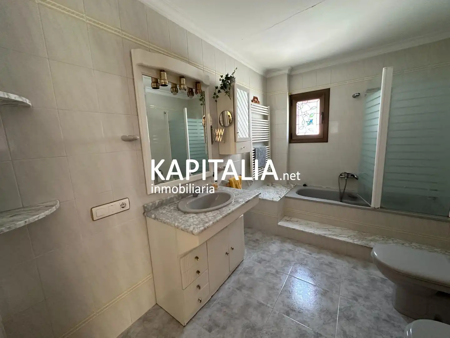 Baño de Finca rústica en venta en El Palomar con Calefacción, Terraza y Trastero