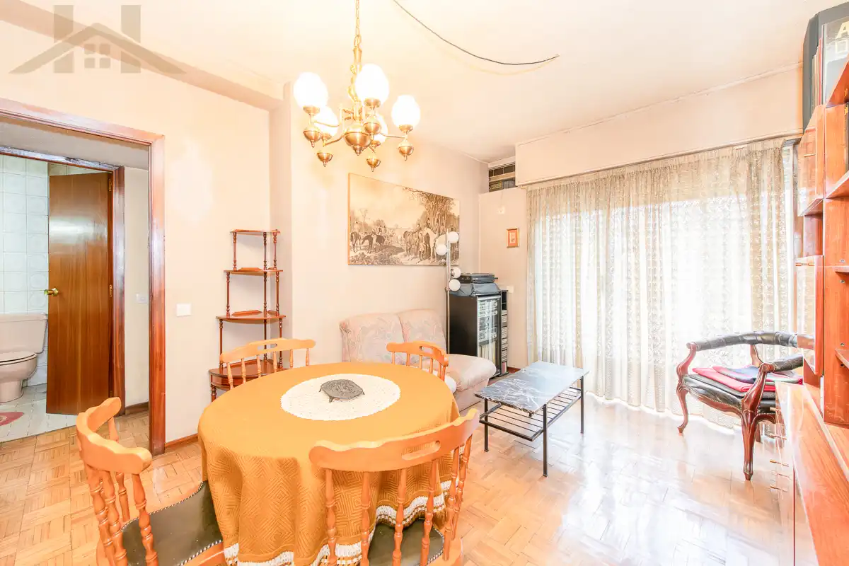Living room of Flat for sale in Madrid  with Air Conditioner, Heating and Community pool