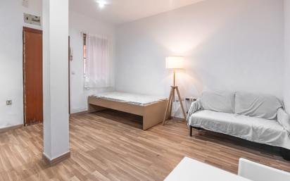 Bedroom of Loft for sale in  Madrid Capital