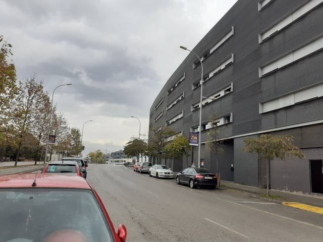 Local comercial en Alquiler en Carrer Joanot Martorell, 5 en Mas Rampinyo - Montcada Nova - Carrerada